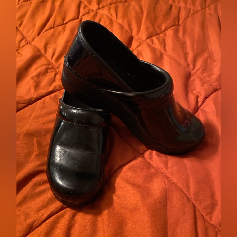 Dansko clogs size 37